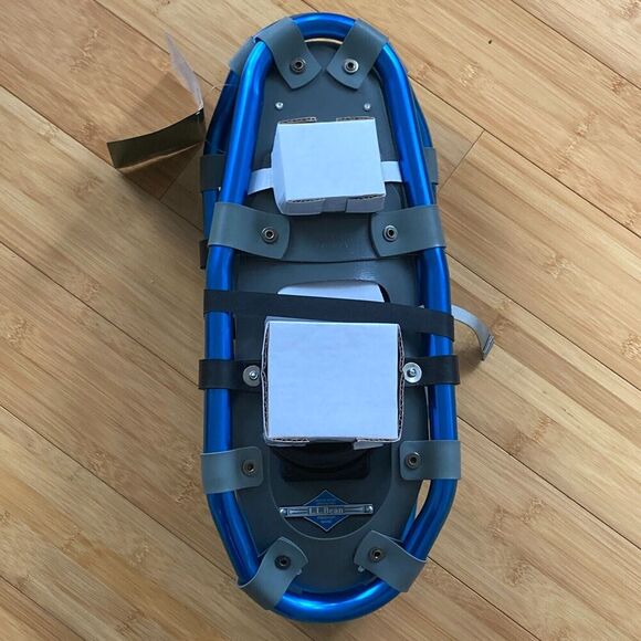 L.L. Bean Blue Youth Winter Walker Snowshoes 17" adjustable NEW - Picture 2 of 8